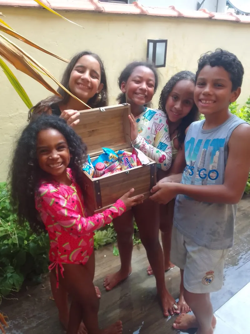 Momento de contação de histórias para as crianças
